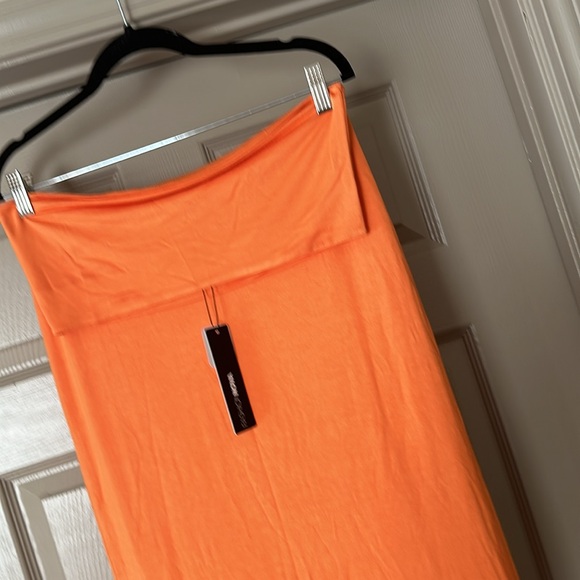 Fashion Nova | Bandeau and Maxi Skirt Set - Picture 4 of 6